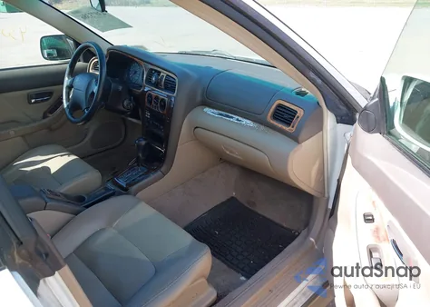 2000 Subaru Outback Limited z USA, uszkodzony, nr VIN 4S3BH6864Y7657870